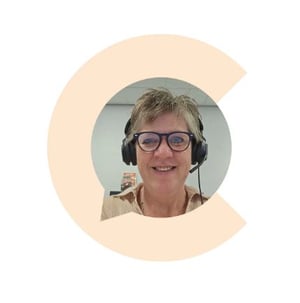 Collega Marlice helpt klanten sneller verder dankzij de opleiding Schouwen